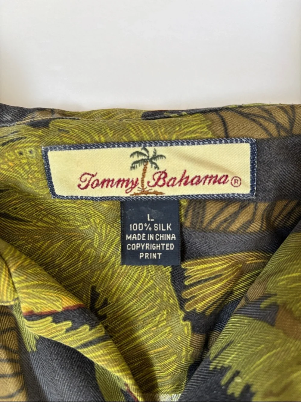 Tommy Bahama Silk Palm Tree Hawaiian Tropical Shirt Gray Green Travel Mens Large